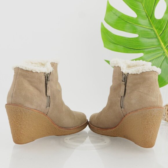 Cole Haan Womens Michelle Boot Size 7.5 Waterproof Tan Suede Sherpa Wedge Bootie - Picture 7 of 13